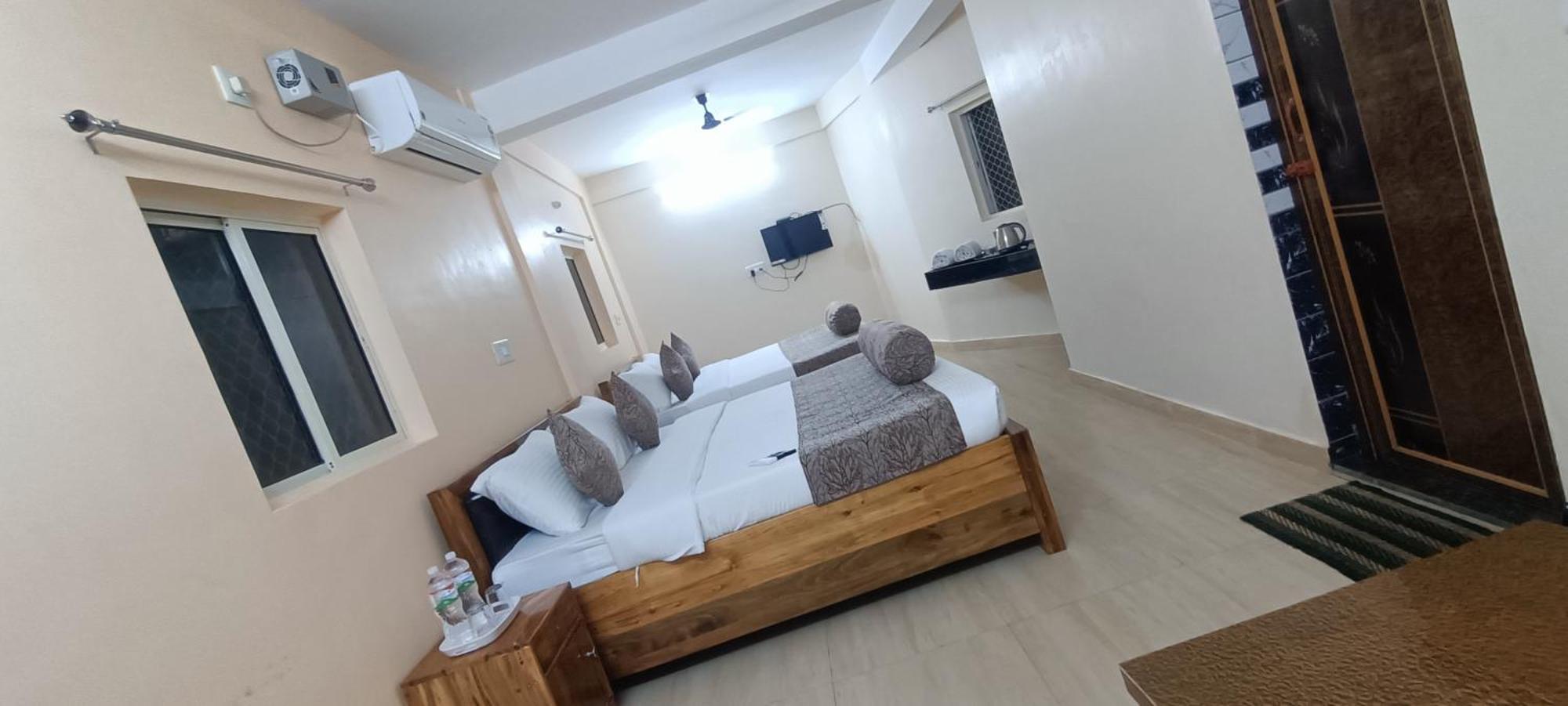 Hotel Vip Prime Puri Buitenkant foto