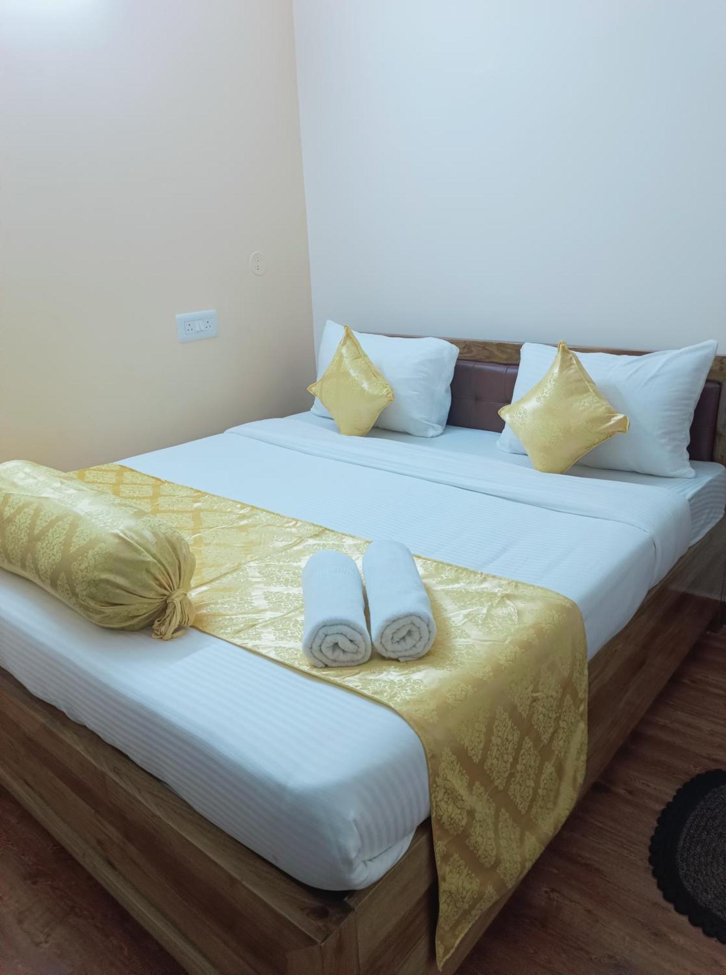 Hotel Vip Prime Puri Buitenkant foto