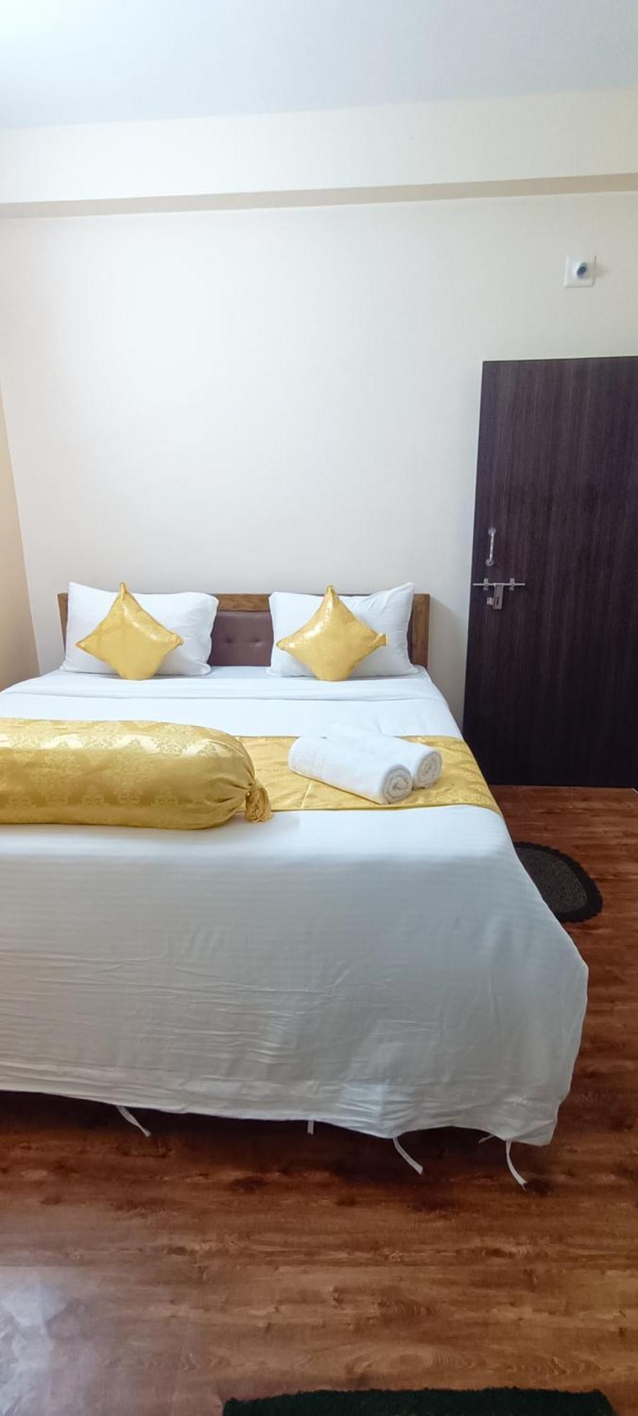 Hotel Vip Prime Puri Buitenkant foto